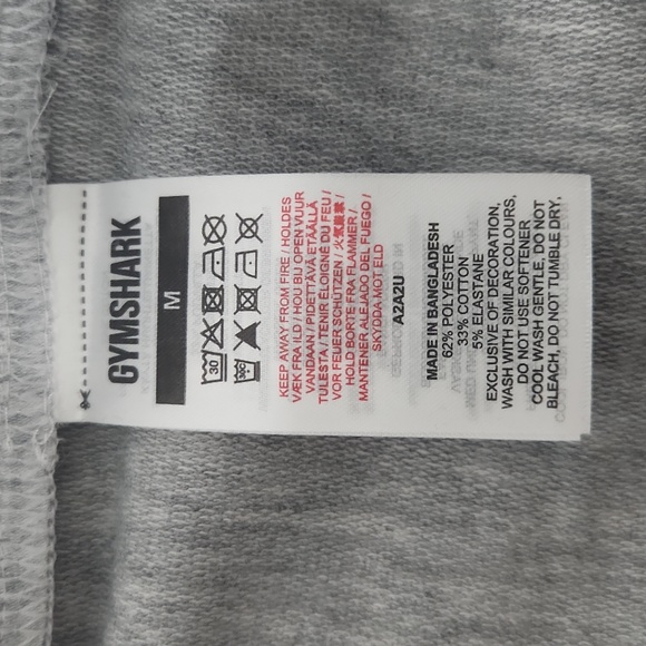 Men's Gymshark Grey Shorts Embroidered Logo with Zip Pockets Size Medium NWT - Picture 6 of 6